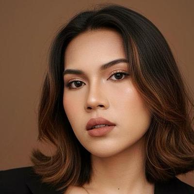 Azrina in OmeTV Video Chat for Strangers
